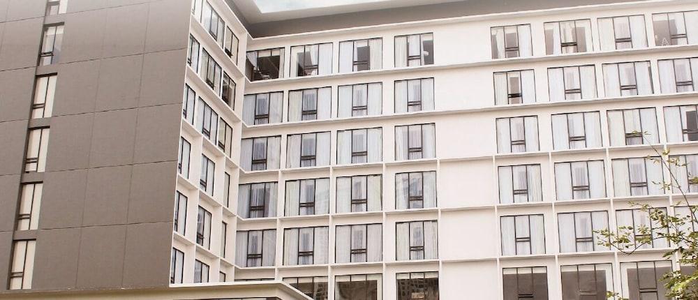 Veranda Hotel Pakubuwono Jakarta Exterior photo